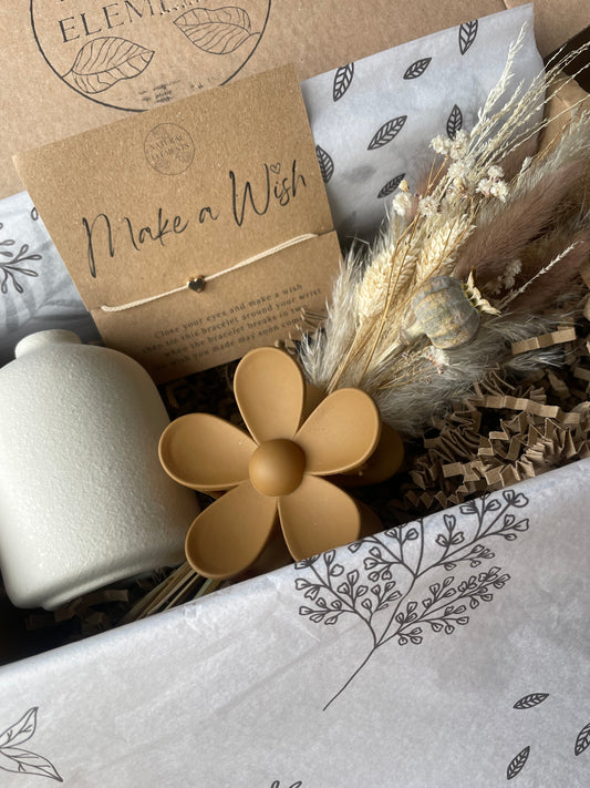 Dried Flower Vase Gift Set with Hair Clip and Bracelet
